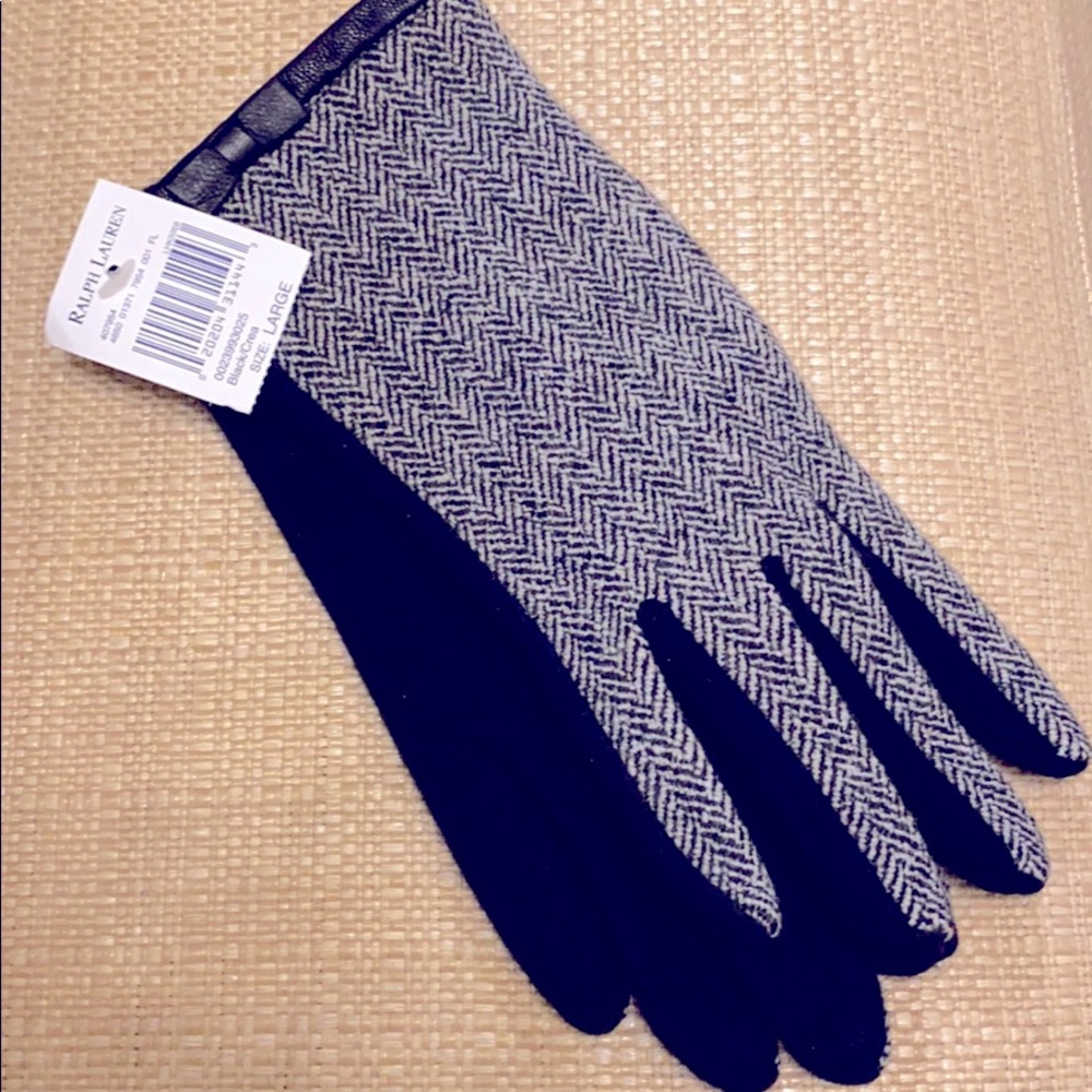 NWT * Holiday gift * Ralph Lauren women’s gloves